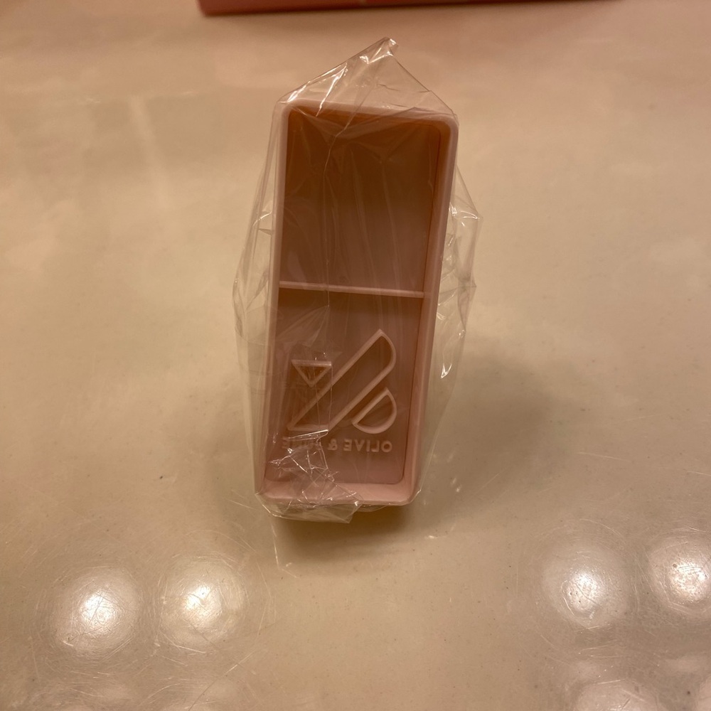 Olive and June Cookie Cutter - Picture 2 of 5